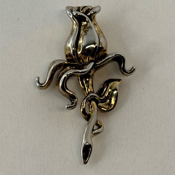 Vtg rosebud pin - Picture 5 of 7